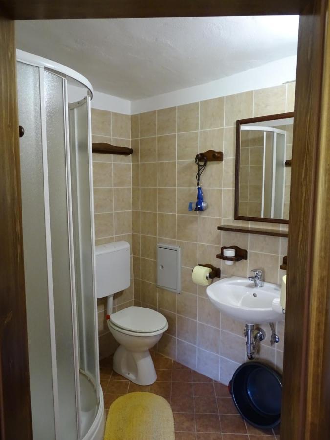 Apartmaji Pr-Gujlu Sela Nad Podmelcem 5220 Tolmin Podmelec ภายนอก รูปภาพ