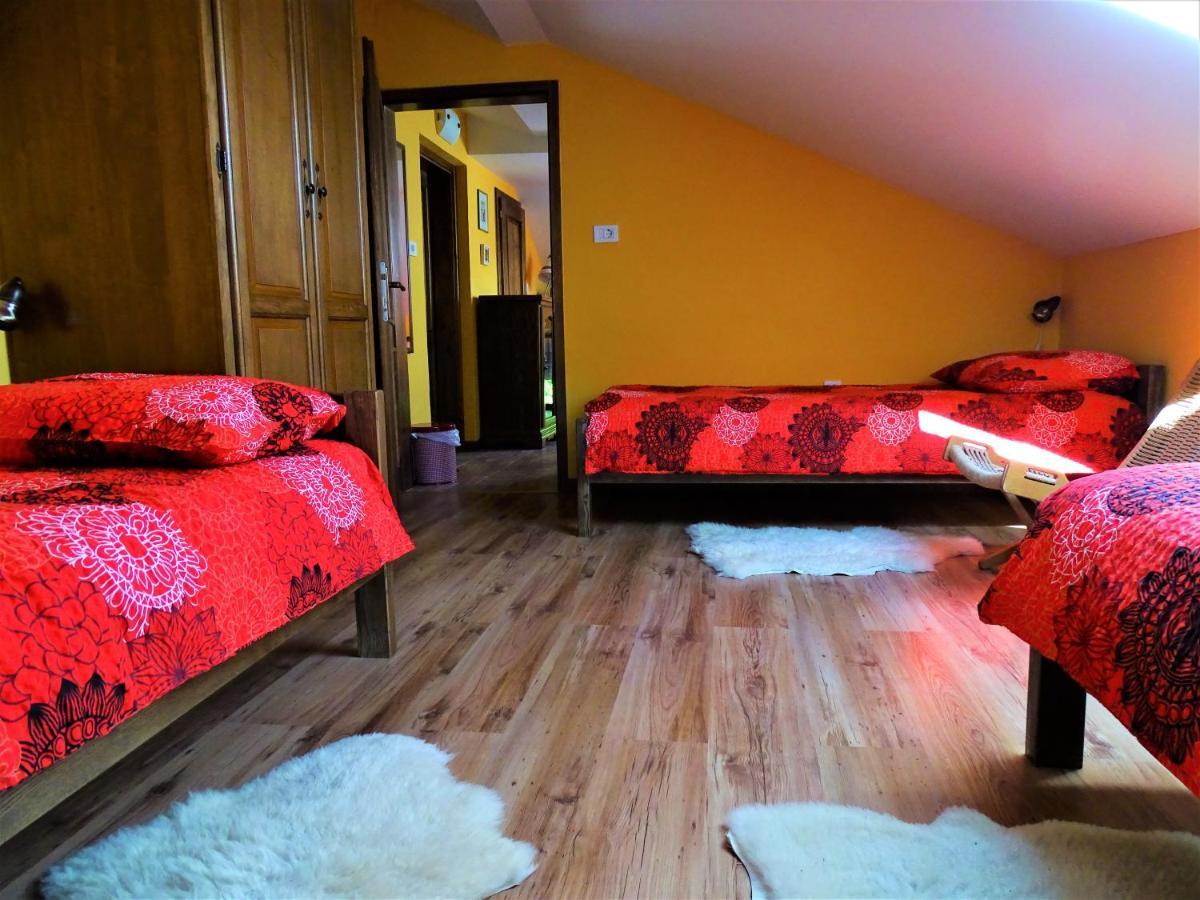 Apartmaji Pr-Gujlu Sela Nad Podmelcem 5220 Tolmin Podmelec ภายนอก รูปภาพ
